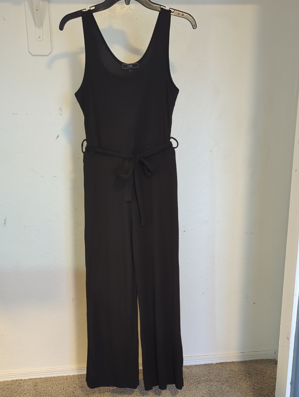 Vibe Sportswear Black Ribbed Jumpsuit Size Large